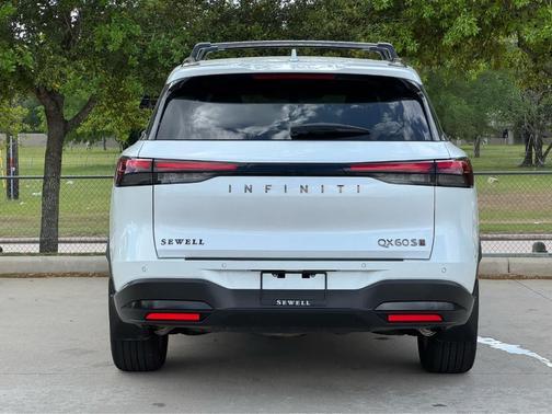 2026 INFINITI QX60 SPORT