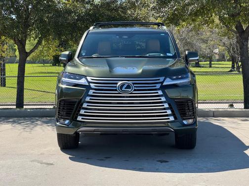 2025 Lexus LX 600 Luxury