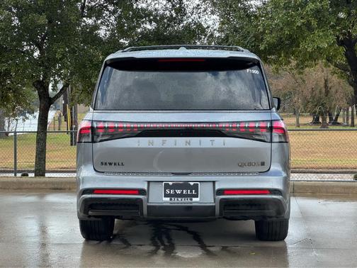 2026 INFINITI QX80 SPORT