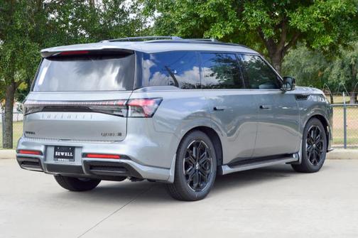 2026 INFINITI QX80 SPORT