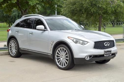 2017 INFINITI QX70 Base