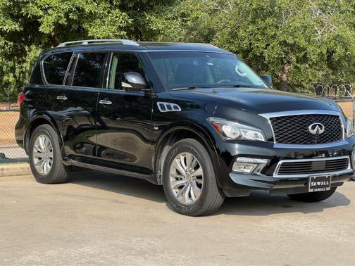 2017 INFINITI QX80 Base