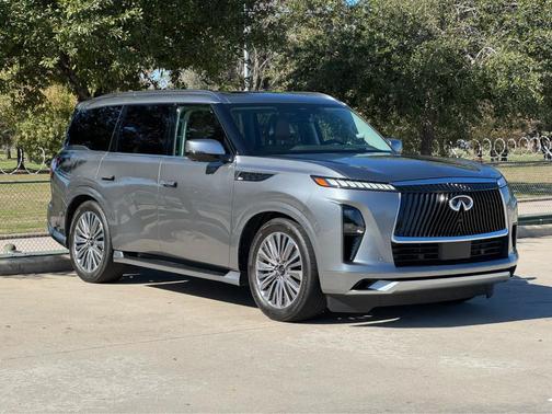 2025 INFINITI QX80 SENSORY
