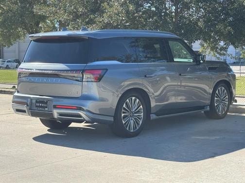 2025 INFINITI QX80 SENSORY