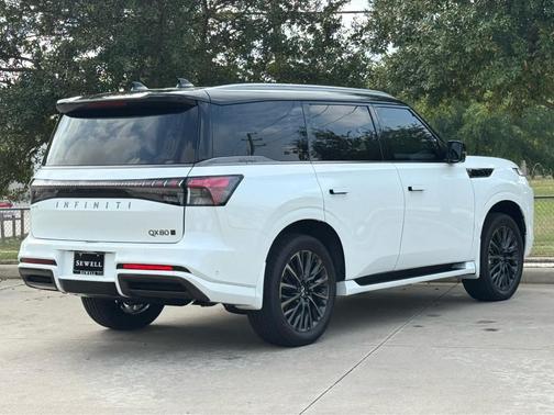 2026 INFINITI QX80 AUTOGRAPH