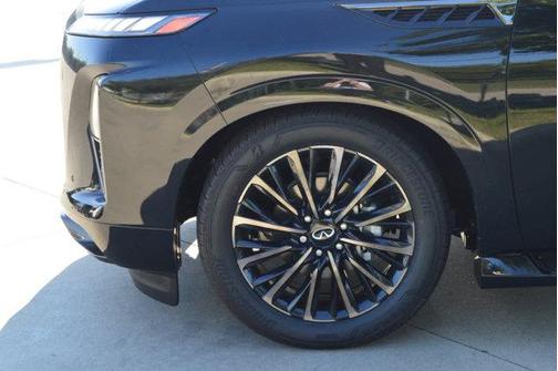 2025 INFINITI QX80 AUTOGRAPH