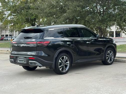 2022 INFINITI QX60 Luxe