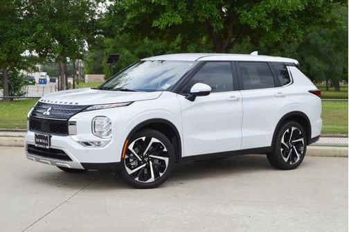 2024 Mitsubishi Outlander SE