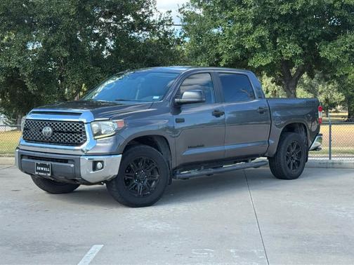 2018 Toyota Tundra SR5