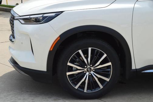 2025 INFINITI QX60 SENSORY
