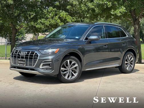 Manhattan Gray Metallic 2021 Audi Q5 40 Premium Plus