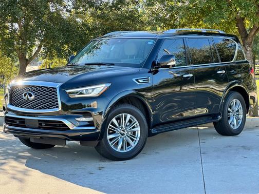 2024 INFINITI QX80 Luxe