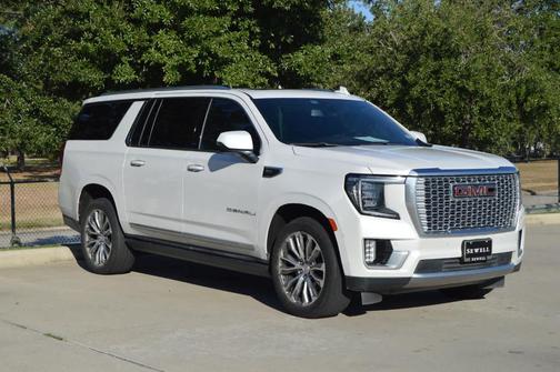 2022 GMC Yukon XL Denali
