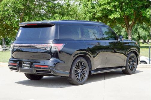 2025 INFINITI QX80 Luxe