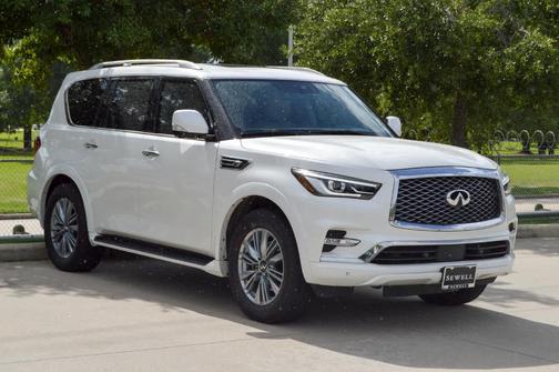 2021 INFINITI QX80 Luxe