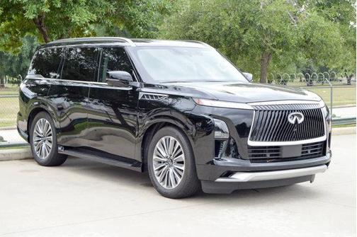 2025 INFINITI QX80 Luxe