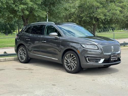 Magnetic Gray Metallic 2019 Lincoln Nautilus Reserve