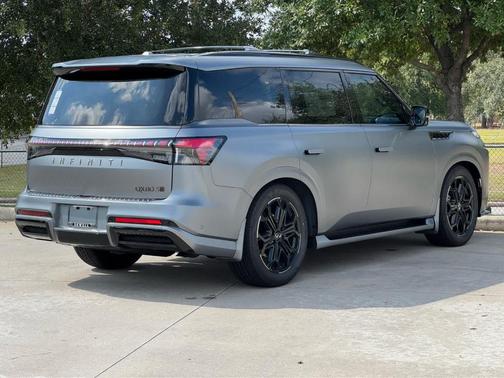 2026 INFINITI QX80 SPORT