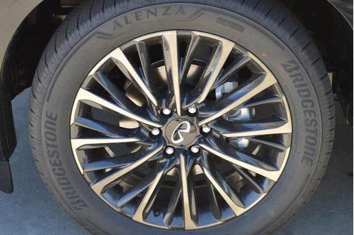 2025 INFINITI QX80 AUTOGRAPH