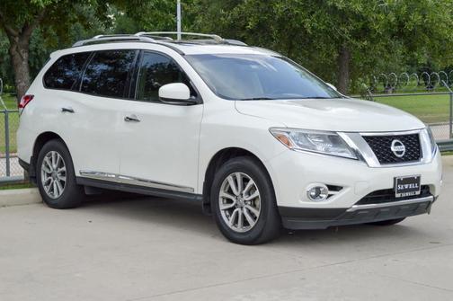 2016 Nissan Pathfinder SL