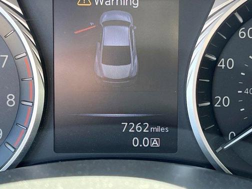 Photo 3 of 5 of 2020 INFINITI Q60 3.0t Red Sport 400