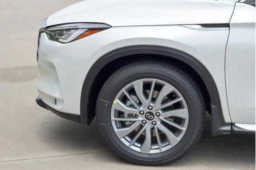 2025 INFINITI QX50 Luxe