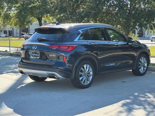 2021 INFINITI QX50 Luxe