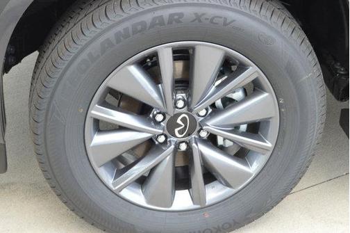 2025 INFINITI QX80 PURE