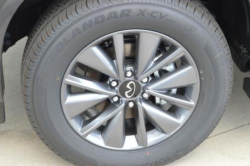 2025 INFINITI QX80 PURE