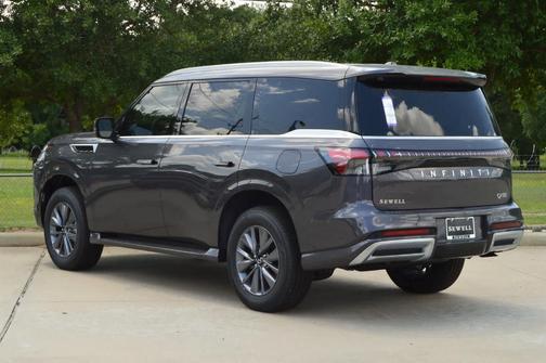 2025 INFINITI QX80 PURE