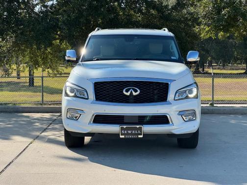 2017 INFINITI QX80 Base