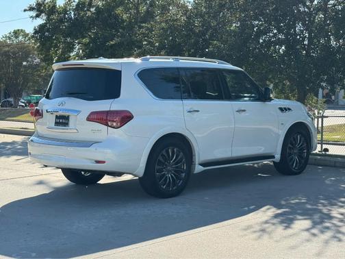 2017 INFINITI QX80 Base