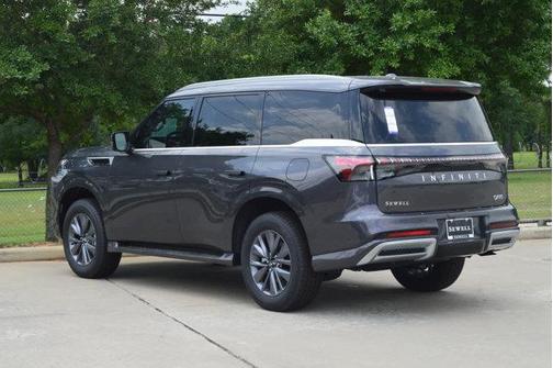 2025 INFINITI QX80 PURE