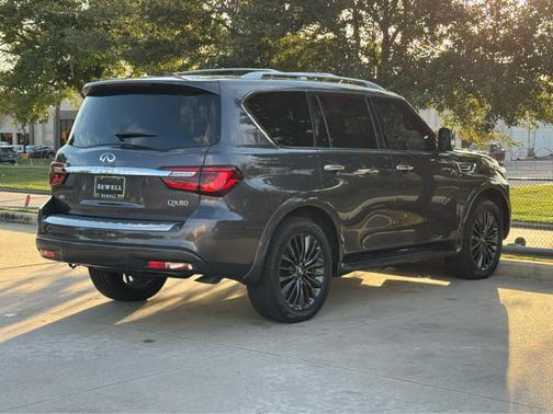 2024 INFINITI QX80 SENSORY