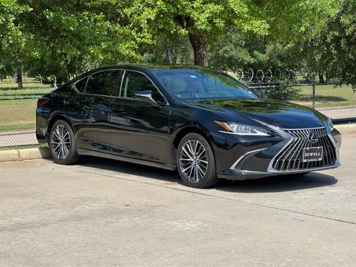 Caviar 2023 Lexus ES 350