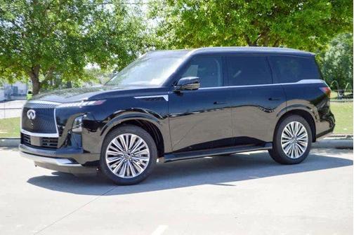 2025 INFINITI QX80 Luxe