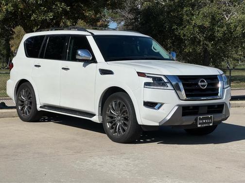 2023 Nissan Armada Platinum