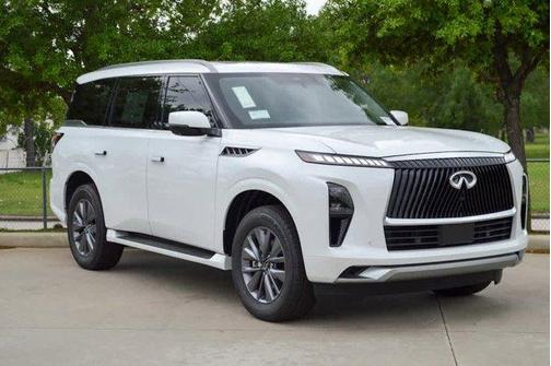 2025 INFINITI QX80 PURE