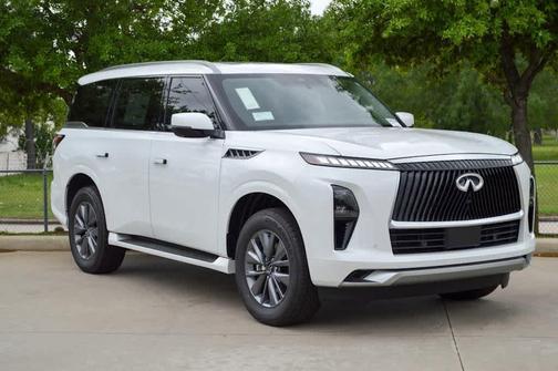2025 INFINITI QX80 PURE