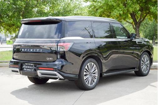 2025 INFINITI QX80 Luxe