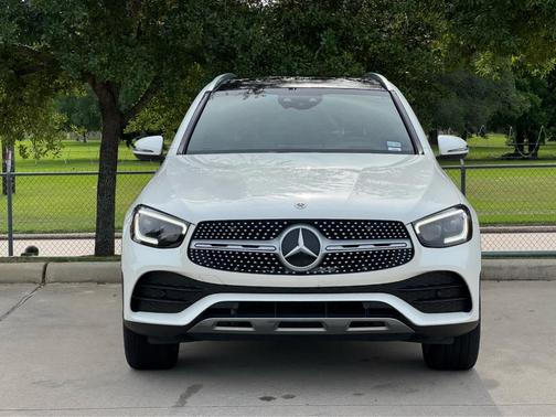 designo Diamond White Metallic 2021 Mercedes-Benz GLC 300 Base