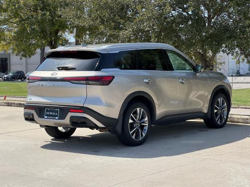 2024 INFINITI QX60 Luxe