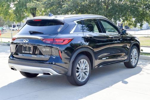 2025 INFINITI QX50 Luxe