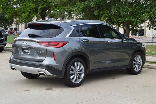 2022 INFINITI QX50 Luxe