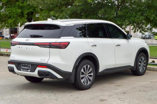 2025 INFINITI QX60 Pure
