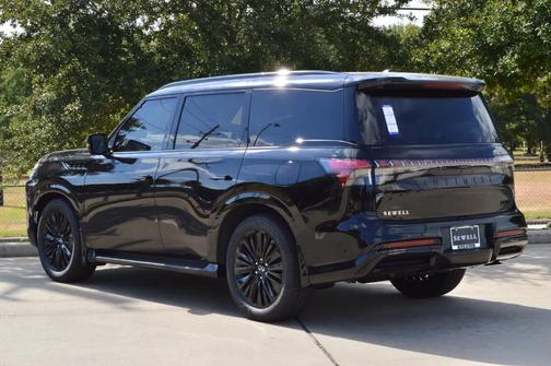 2026 INFINITI QX80 Luxe