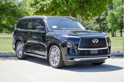 2025 INFINITI QX80 Luxe