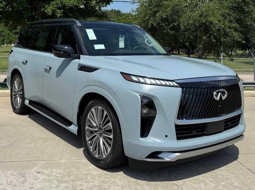 2025 INFINITI QX80 Luxe