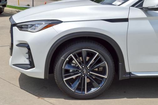 2025 INFINITI QX50 SPORT