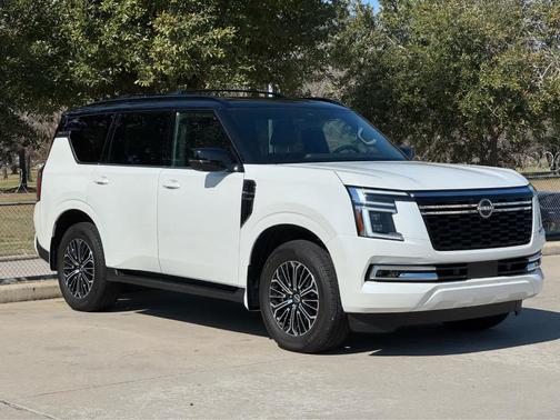 2025 Nissan Armada Platinum